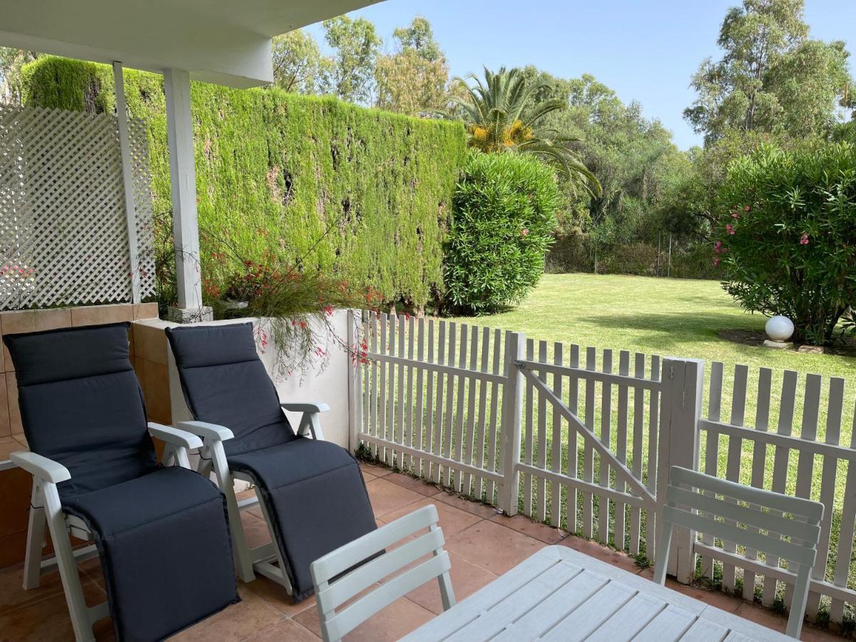 Puerto Banus Apartment Near Beachfront, Big Sunny Terrace, Pool, Tennis Court, Parking & Movies Projector ماربيا المظهر الخارجي الصورة