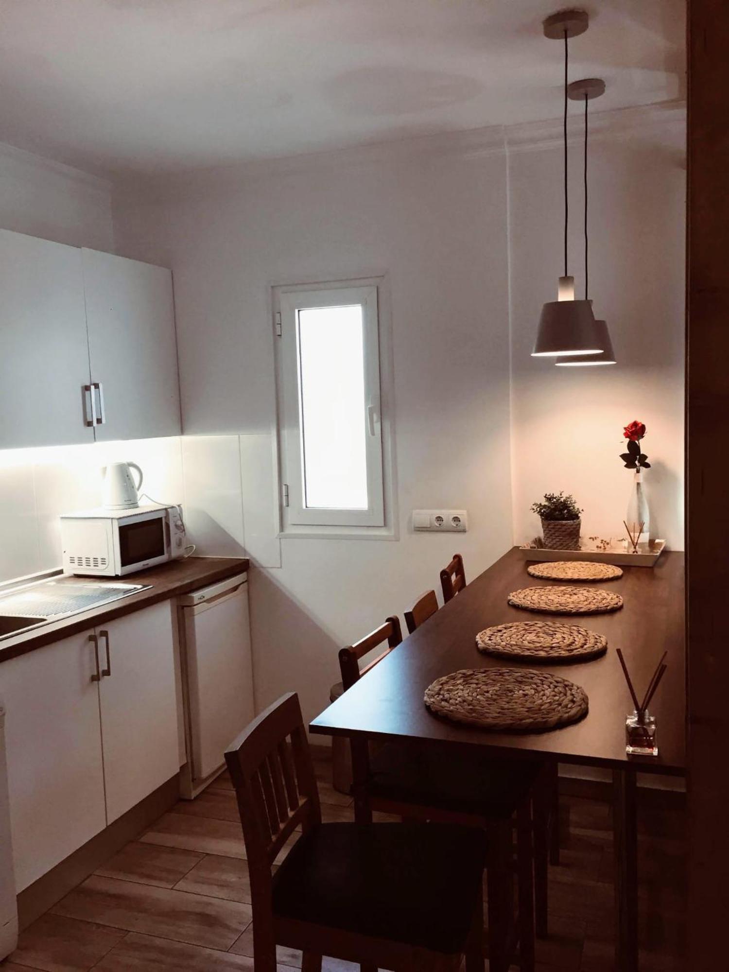 Puerto Banus Apartment Near Beachfront, Big Sunny Terrace, Pool, Tennis Court, Parking & Movies Projector ماربيا المظهر الخارجي الصورة